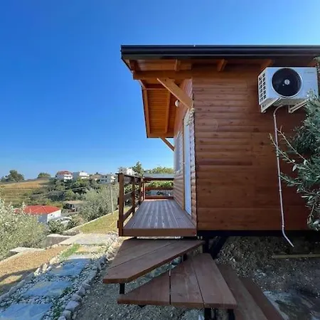 Jupis Chalet-city View Getaway Durrës