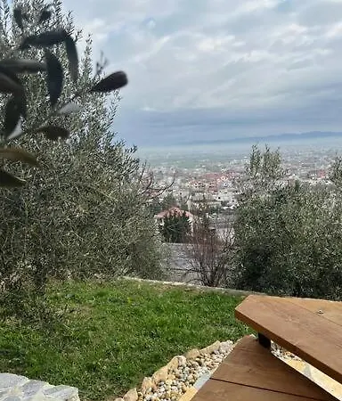 Jupis Chalet-City View Getaway *