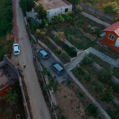 Chalet Jupis Chalet-City View Getaway Durres