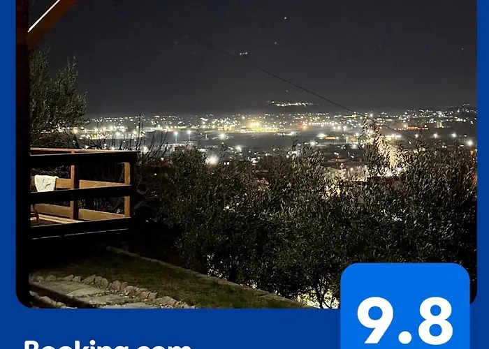 Jupis Chalet-city View Getaway 木屋 Durrës