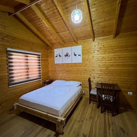 Jupis Chalet-city View Getaway Alpehytte *