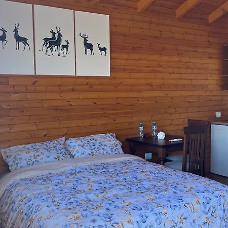 Jupis Chalet-City View Getaway