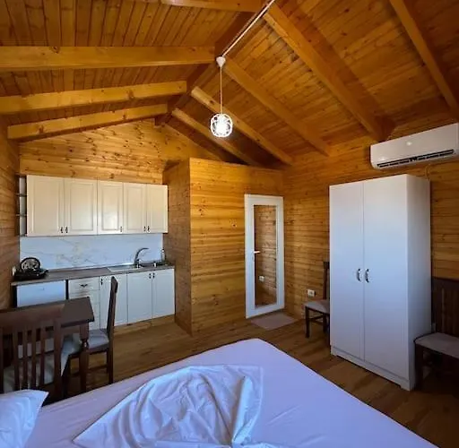 Jupis Chalet-City View Getaway * Durres