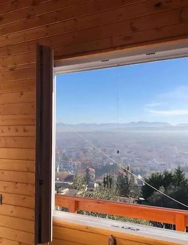 Jupis Chalet-City View Getaway *